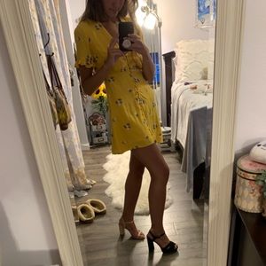 Privacy Please Daffodil Embroidered Flower Button Down Yellow Mini Dress XS